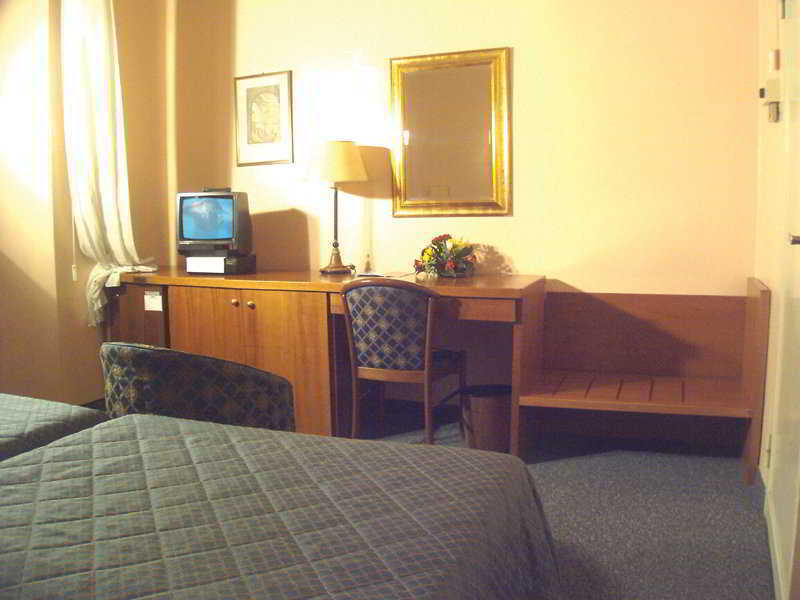 Hotel Flora プラート 部屋 写真